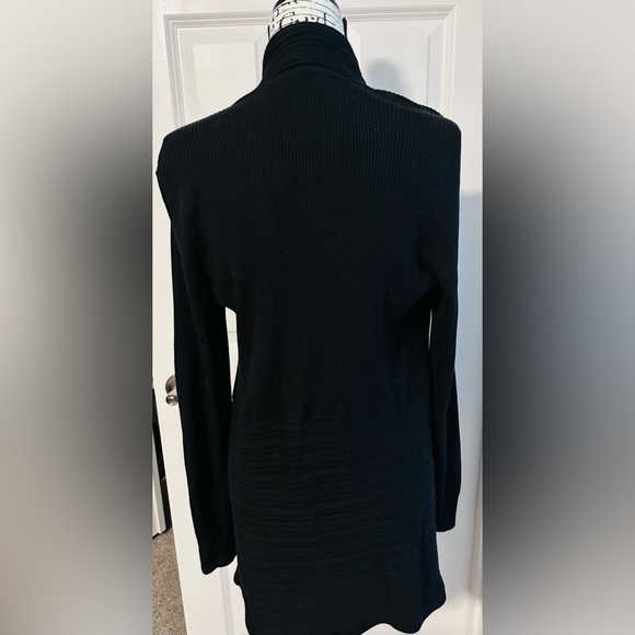 White House Black Market Sweeping Cardigan - Picture 4 of 11